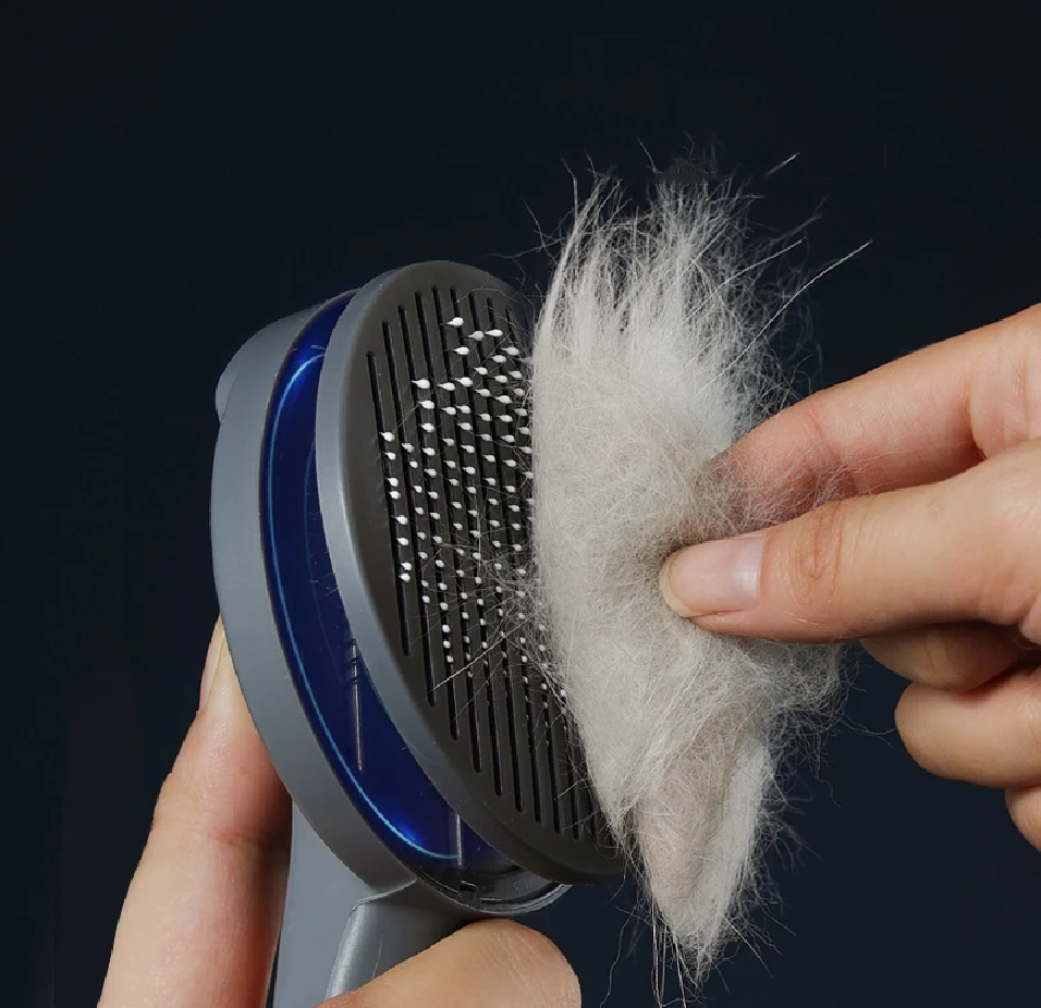 Magic Pet Comb